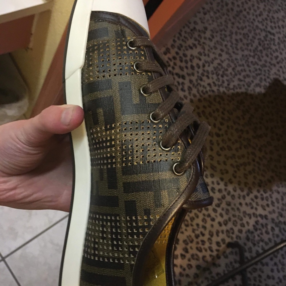 Fendi sneakers size 9.5 -10 brown black and white great condition Make offer $$